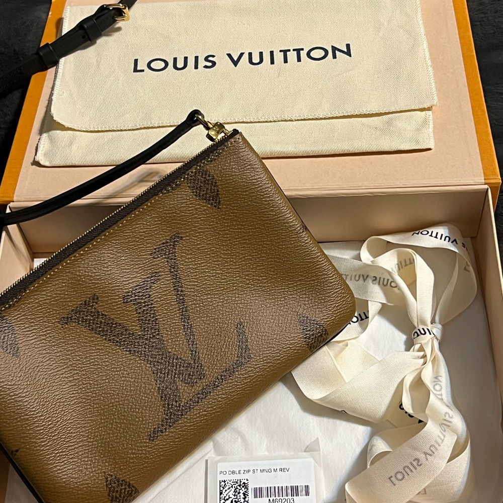 NEW** Louis Vuitton Double Zip Monogram Crossbody Pouchette